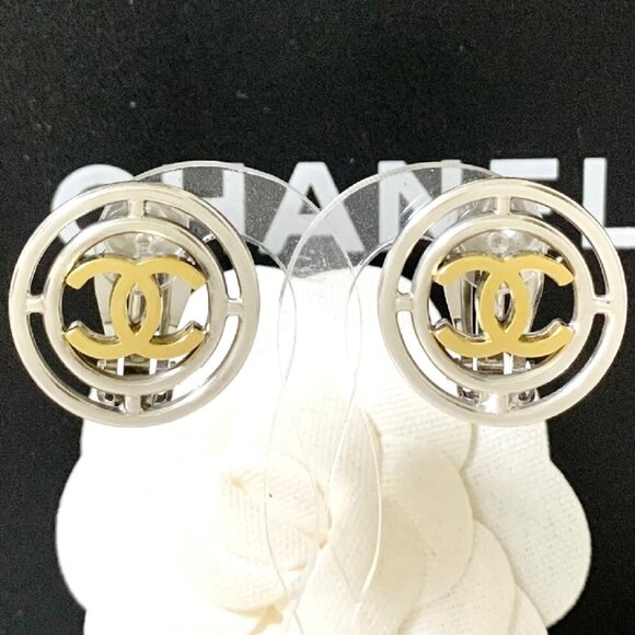 CHANEL CC Logos Circle Round Clip-On Earrings Silver Gold Tone 96P Auth #1933 - Picture 1 of 4